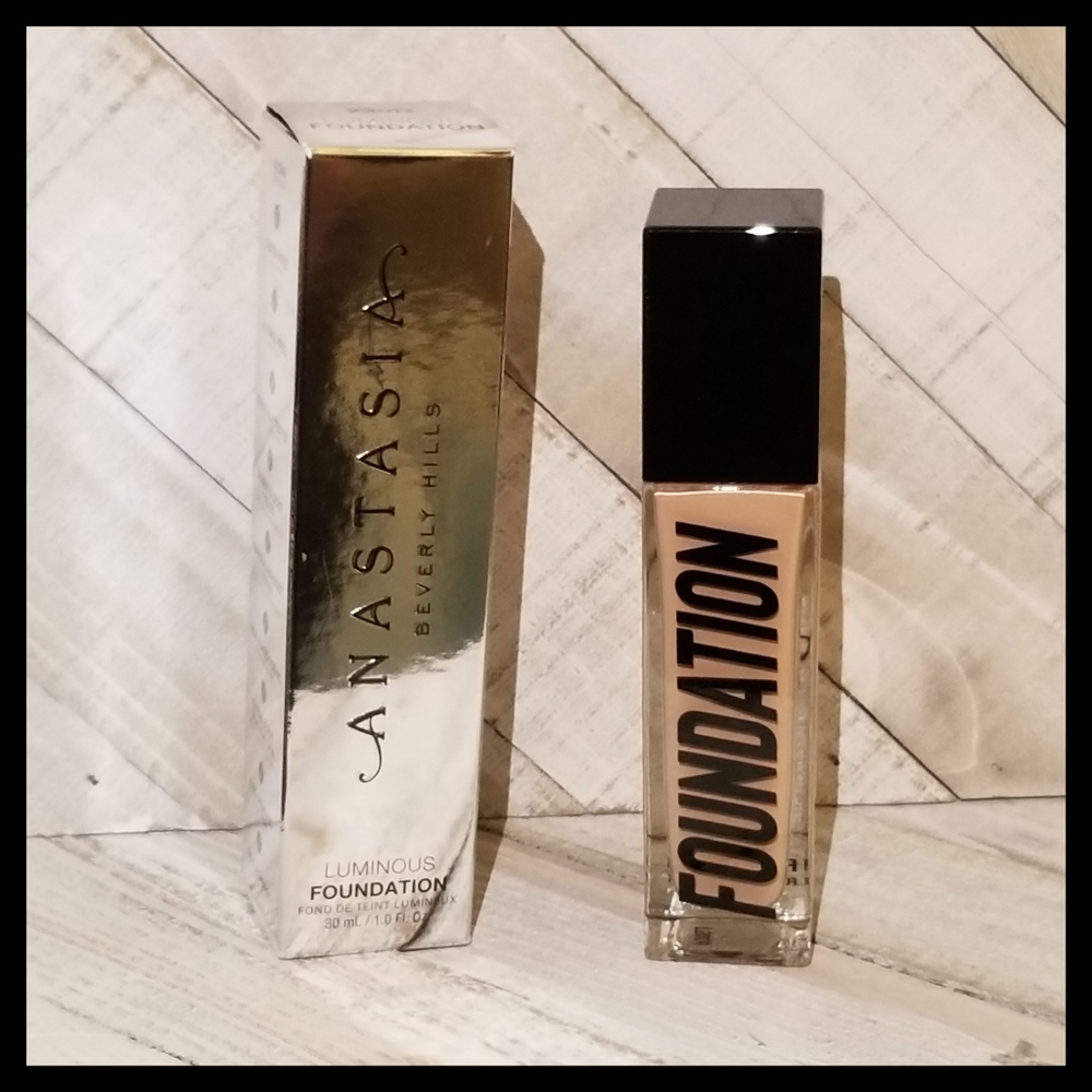 ABH Luminous Foundation 320N